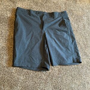 men’s shorts